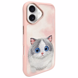 NIMMY Suojakuori BIG EYED PET 2.0 Kissa iPhone 16:lle vaaleanpunainen