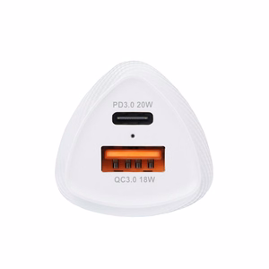 Autolaturi Forcell F-Energy Carbon USB C + USB A QC3.0 PD 3A 38W CC50-1A1C valkoinen