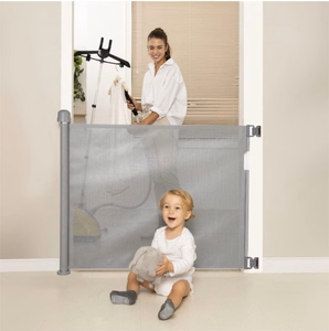 Momcozy M21SSAM08 – sisäänvedettävä lapsiportti, 140 cm, harmaa