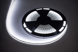 Rebel vedenpitävä LED-nauha, 25 m, kylmä valkoinen, 1500 x 5050 SMD, 12 V