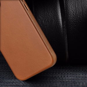 Dux Ducis Napoli iPhone 14 Plus magneettinen nahkakotelo MagSafe ruskea