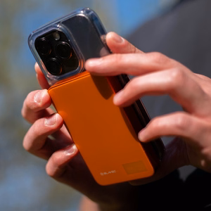 Blavec Power Bank 5000mAh BJ-04 Ultra Slim 7,8mm - Type C - 22,5W magnetic Magsafe 3 in 1 (PBBJ04-MC5O) orange glass