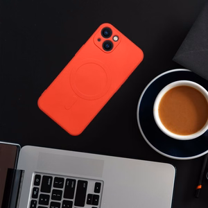 Suojakuori Samsung A37:lle Silicone Mag Cover MagSafe-yhteensopiva punainen