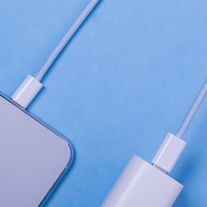 Maxlife MXUC-06 -kaapeli USB-C - USB-C 1,0 m 20W sininen nylon