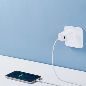 Xiaomi Travel Charger Combo nopea laturi USB-A / USB-C 33W PD valkoinen (BHR4996GL)