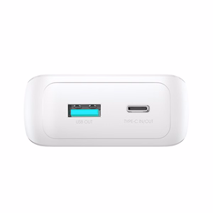 Mini-virtapankki sisäänrakennetuilla kaapeleilla Joyroom JR-PBC06 30W 10000mAh - valkoinen
