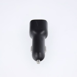 Maxlife MXCC-01 auton laturi 2x USB 2.4A musta