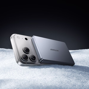 Joyroom JR-PBM08 Pro 22,5 W 10000 mAh varavirtalähde langattomalla latauksella ja 2 x USB-C-liitännällä – harmaa