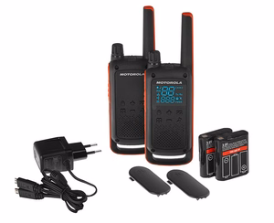 Motorola Talkabout T82 twin-pack + charger
