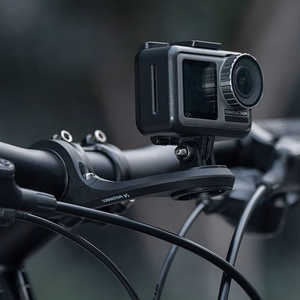 Wozinsky WUG-01B yleiskiinnike polkupyörän ohjaustankoon Garmin-tietokoneelle, kameralle ja valolle – musta