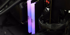 Goodram IRDM RGB DDR5 IRG-64D5L32S/32GDC muistimoduuli 32 GB 2 x 16 GB 6400 MHz