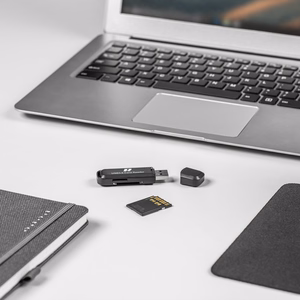REBEL r61 -USB 3.0 -muistikortinlukija