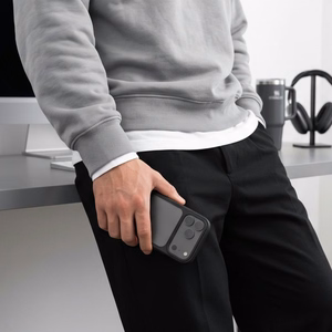 Tech-Protect Magmat CC suojakuori malleille iPhone 18 Pro Max / 17 Pro Max, mattamusta