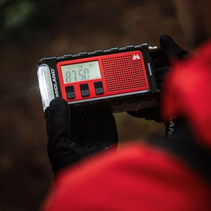 Midland ER300 PRO -hätäradio 10000 mAh:n akulla