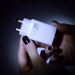 Maxlife MXTC-09-45AC GaN PD QC charger 1x USB-C 1x USB 45W white