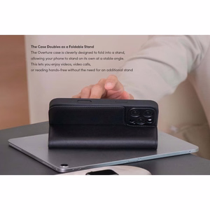 Moshi Overture MagSafe suojakuori iPhone 16 Pro -laitteelle, irrotettavalla vegaaninahkaisella lompakolla, Caramel Brown -värinen