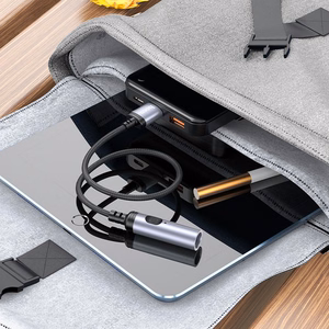Hoco tupakansytyttimen USB-laturi (UA30) 0,3m