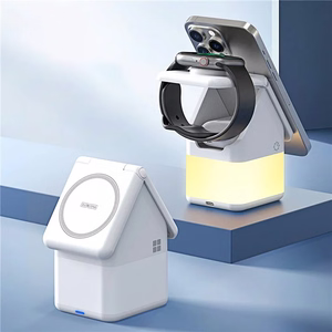 Duzzona W20 15W 4-in-1 langaton laturi iPhone/AirPods/Apple Watch yhteensopiva yölampulla - valkoinen