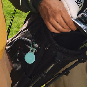 Chipolo LOOP – Ladattava Bluetooth-paikannin silikonilenkillä, iOS- ja Android-laitteille, minttu