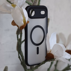 Liavec Soft Suojakuori iPhone 17 Air:lle musta