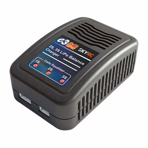 SkyRC E3 LiPo-laturi