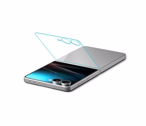 Spigen Glas.TR EZ Fit HD Karkaistu lasi Näytönsuoja Samsung Galaxy Z Flip 7:lle - Läpinäkyvä