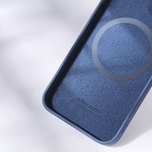 Nillkin CamShield Magneettinen silikoni kotelo iPhone 14 Plus Magneettinen MagSafe suojus kameran suojuksella Sininen