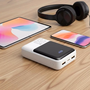 Varavirtalähde 20 000mAh, 2x USB, 1x USB-C 22,5W, QC4+, LCD-näyttö, valkoinen