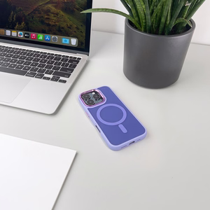 Magnetic Collection MagSafe Suojakuori iPhone 16 Pro Max:lle - violetti