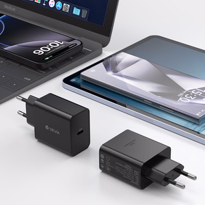 Devia Rocket PD 45 W – seinälaturi, 1× USB-C, musta