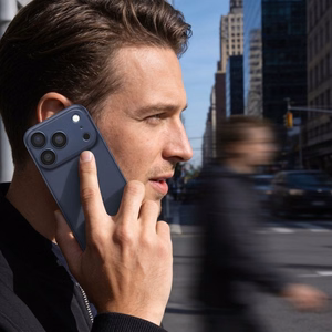 AR+AF Täysmetallinen karkaistu lasi IPHONE 17 PRO MAX:lle sininen