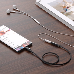 Acefast äänikaapeli USB Type C - 3,5mm mini jack (naaras) 18cm, DAC, AUX musta (C1-07 musta)