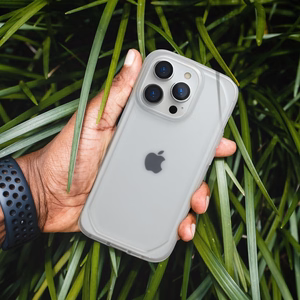 Raptic X-Doria Slim Case iPhone 14 Pro takakuori kirkas