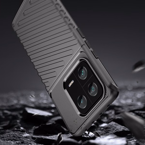 Thunder Case suojakuori Xiaomi 13 Pro:lle silikoninen panssarikuori musta