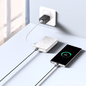 Powerbank Wozinsky WLWP-10KA0Y3WS 22.5W PD Qi2 10000 mAh, jalustalla, 1x USB-A, 1x USB-C - valkoinen