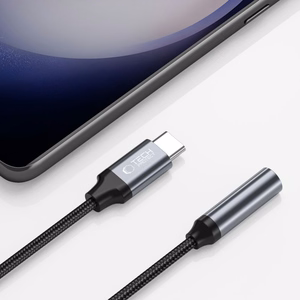Tech-Protect UltraBoost USB-C / 3.5mm mini jack sovitin - musta