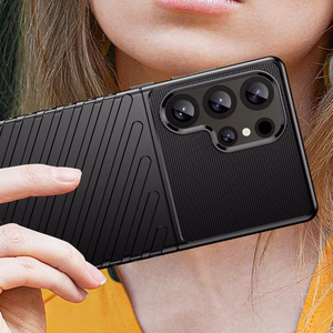 Thunder Suojakuori Samsung Galaxy S25 Ultra Silikoninen panssarisuoja - Musta