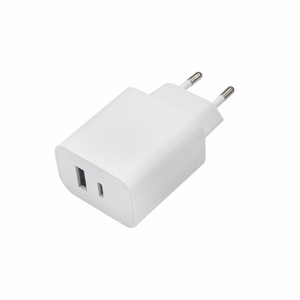 Maxlife MXTC-06 PD QC charger 1x USB-C 1x USB 20W white