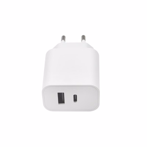 Maxlife MXTC-06 PD QC charger 1x USB-C 1x USB 20W white