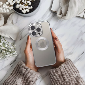 Glam Suojakuori iPhone 17 PRO:lle hopeinen