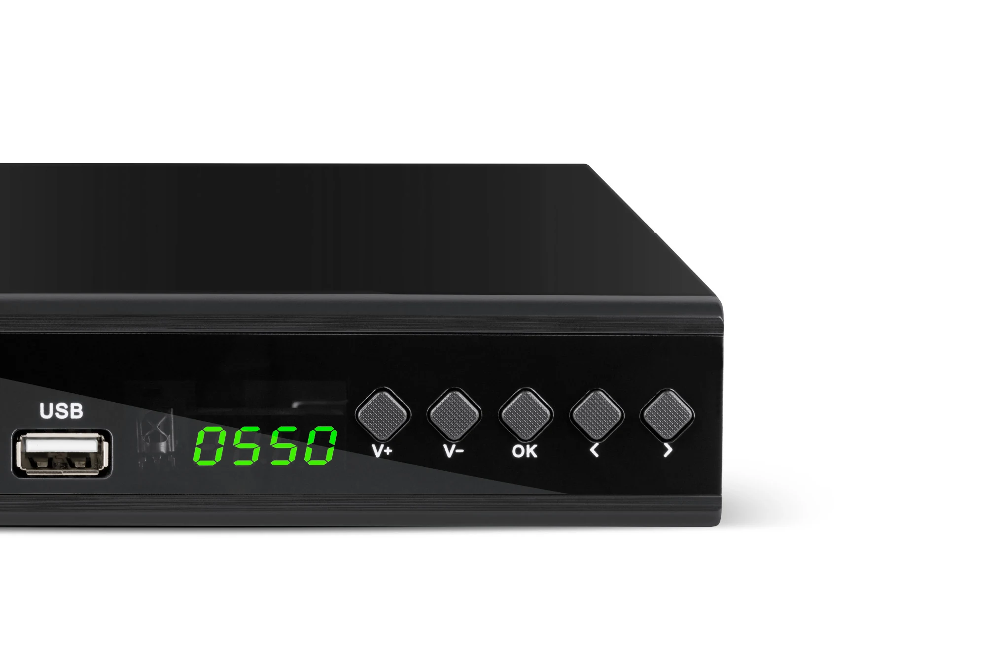 Cabletech URZ0336C:n etupaneeli USB-portilla ja näytöllä