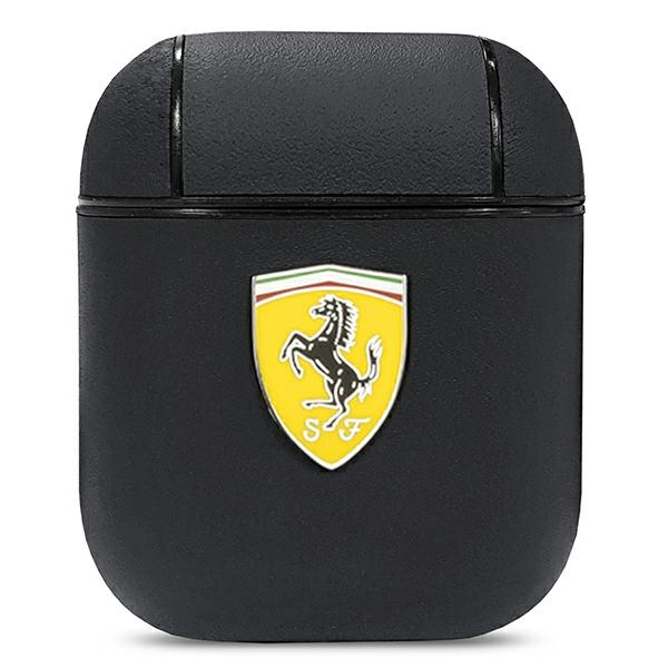 Ferrari FESA2LEBK AirPods-suoja musta/musta On Track Leather -nahkainen suojus