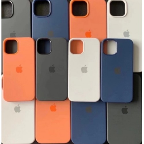 Puhelimen suojakuori Solid Silicone Apple iPhone 12 Pro Max valkoinen paperipaketissa
