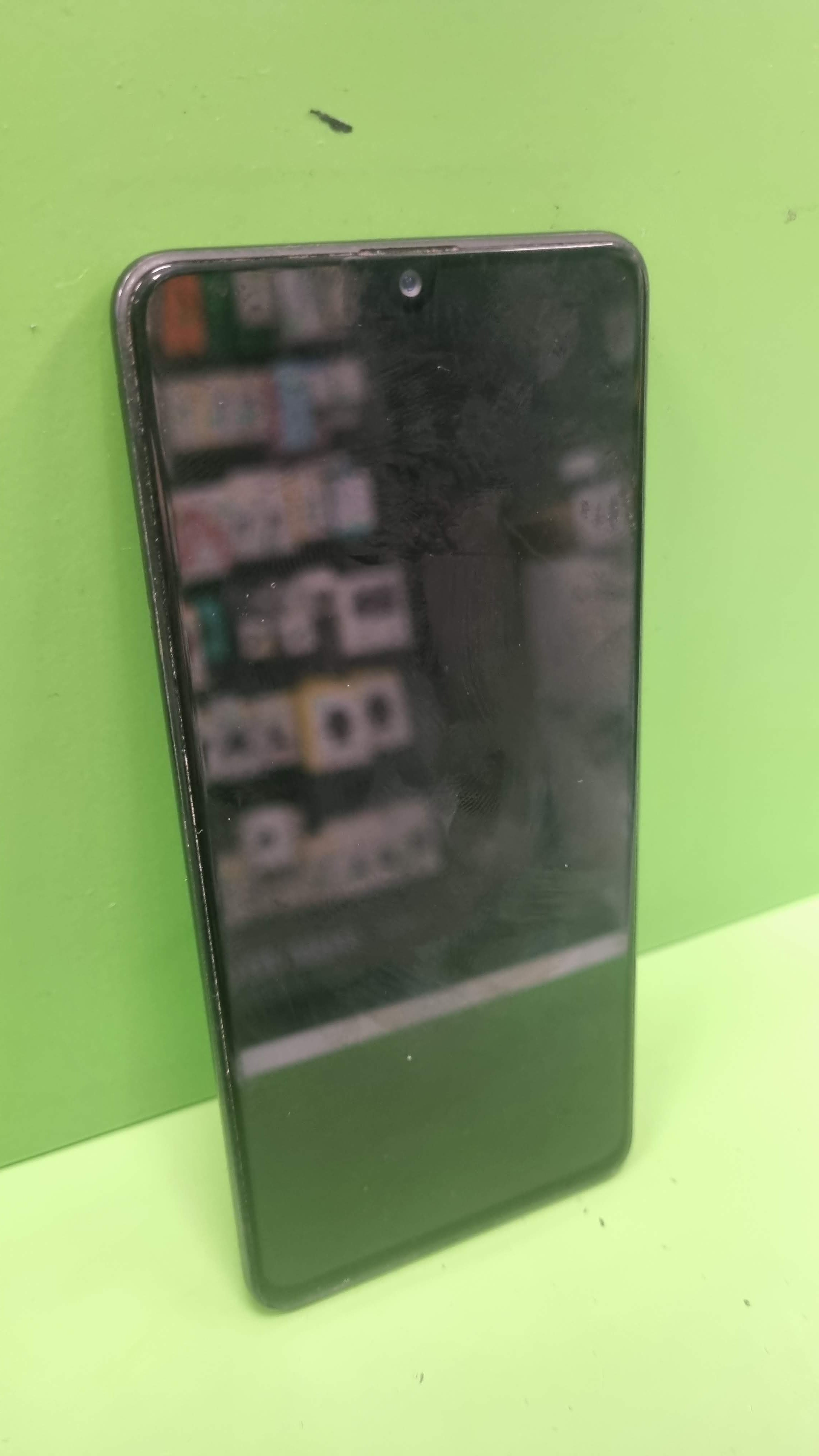 Samsung Galaxy A41 64GB (käytetty)