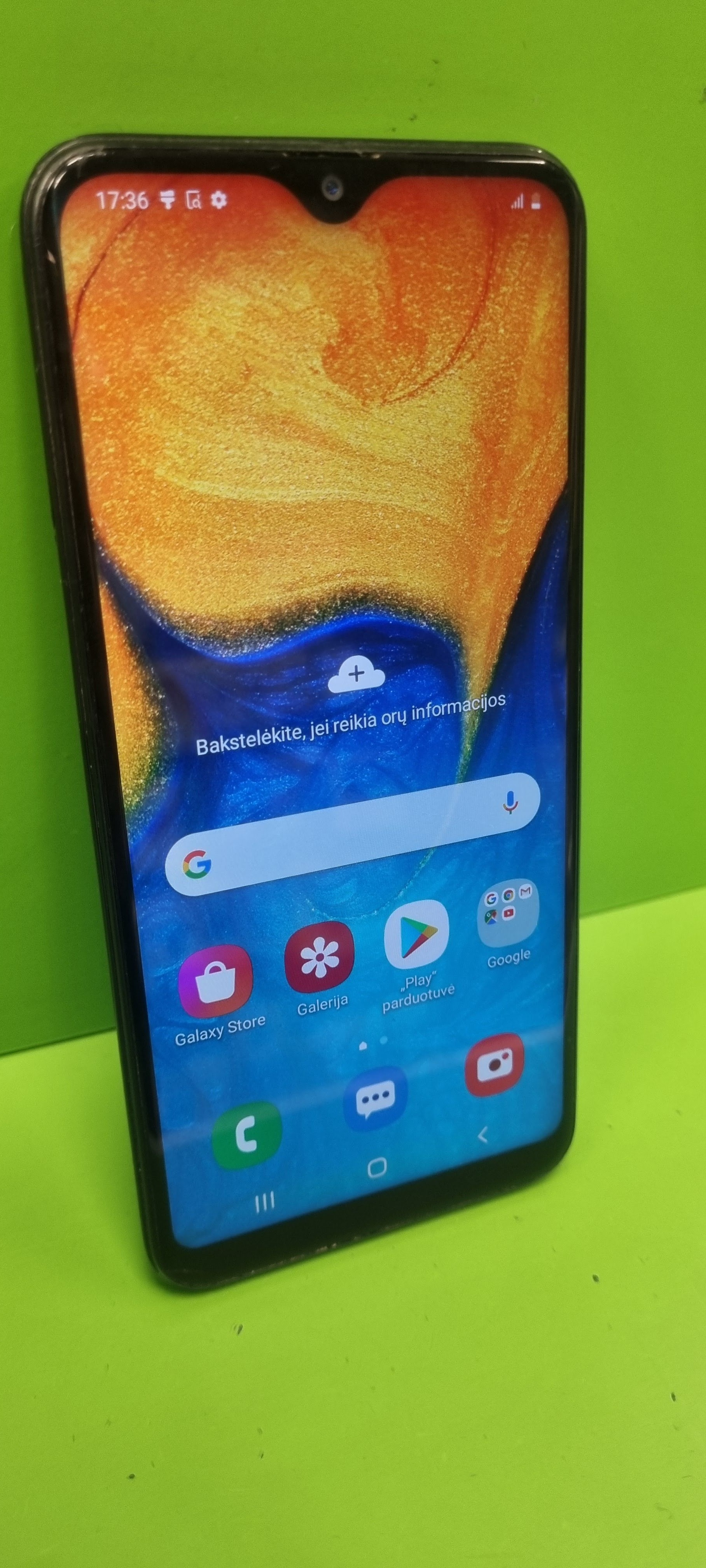 Samsung Galaxy A20e 32GB (käytetty)