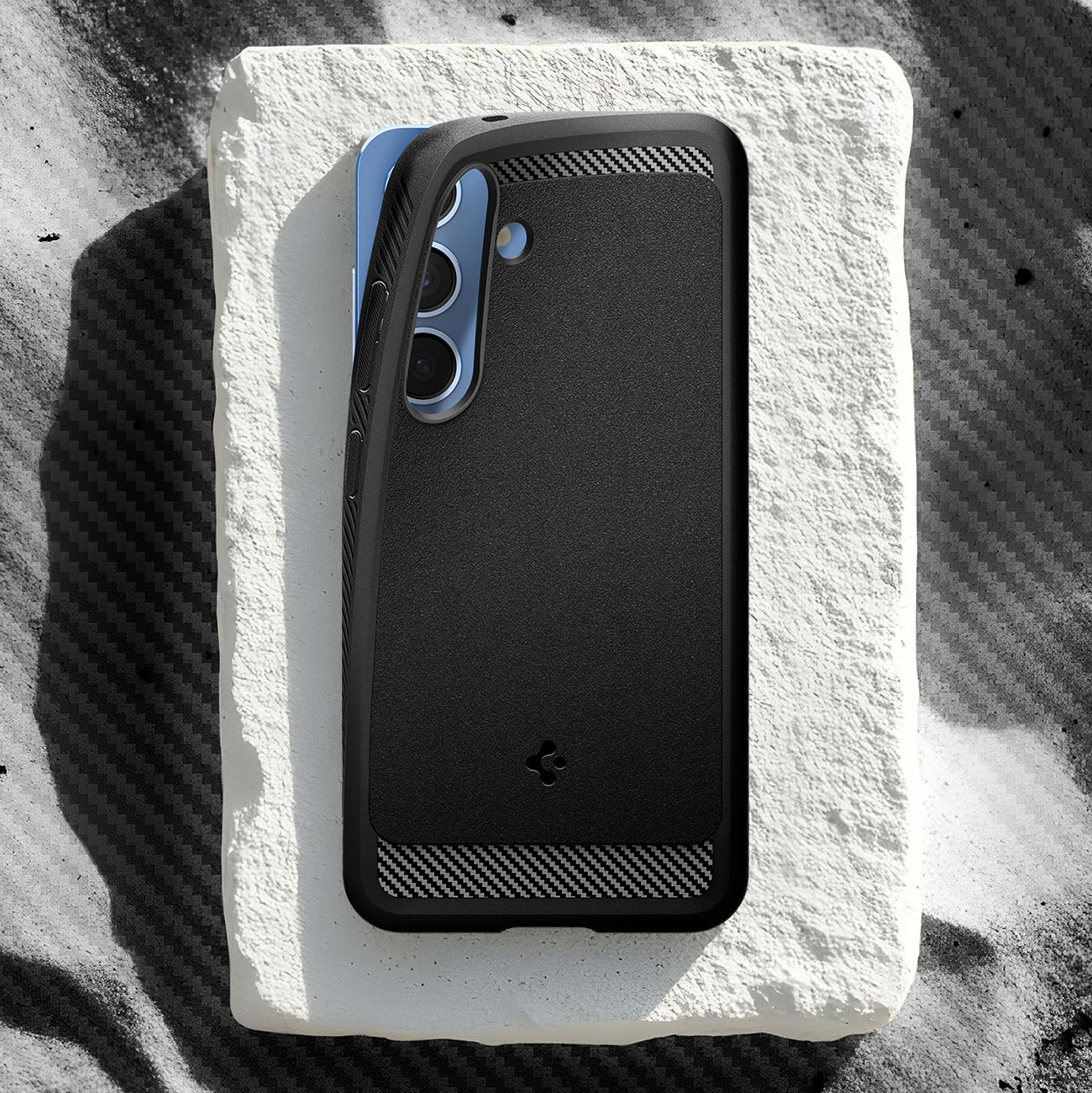 Spigen Rugged Armor Mag MagSafe suojakuori Samsung Galaxy S25 -puhelimelle - matta musta