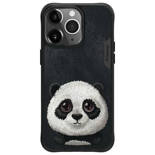 Nimmy Big Eyed Pet 2.0 Panda -suojakuori iPhone 15 Pro - musta