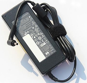 Kannettavan tietokoneen laturi DELL 90 W: 19,5 V, 4,62 A