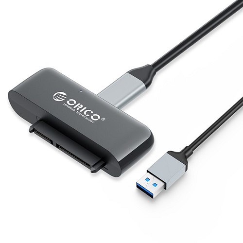 2.5 tuuman SATA USB3.0 -sovitin ORICO UTS3-3A datakaapelilla 1 m