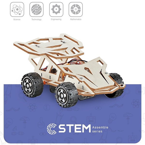 Puinen rakennussarja nelivetourheiluauto STEM-opetuspeli